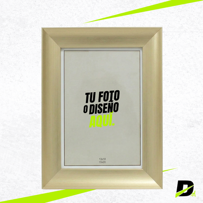 Marco Plástico Ancho con Fotografía Incluida
