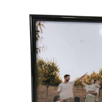 Marco Plástico Moldura Fina con Foto Incluida